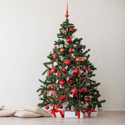 Geschmückter Weihnachtsbaum - Meister Group Frankfurt