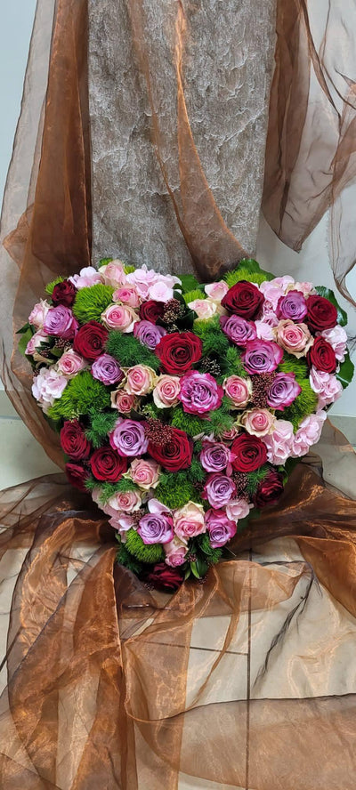 Meister´s Blumen Trauerherz Beerdigung - Meister Group Frankfurt