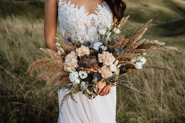 Kirchenschmuck mit Rosen - Hochzeit Blumen
