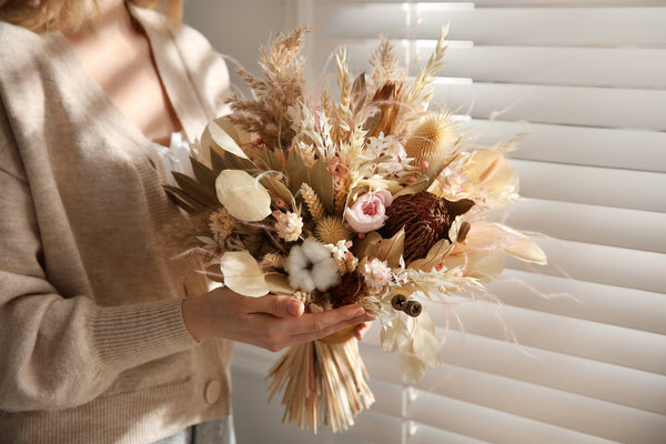 Romantische Zeremonie - Hochzeit Blumen
