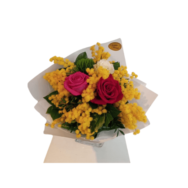 Weltfrauentag Rosen- und Mimosen-Bouquet